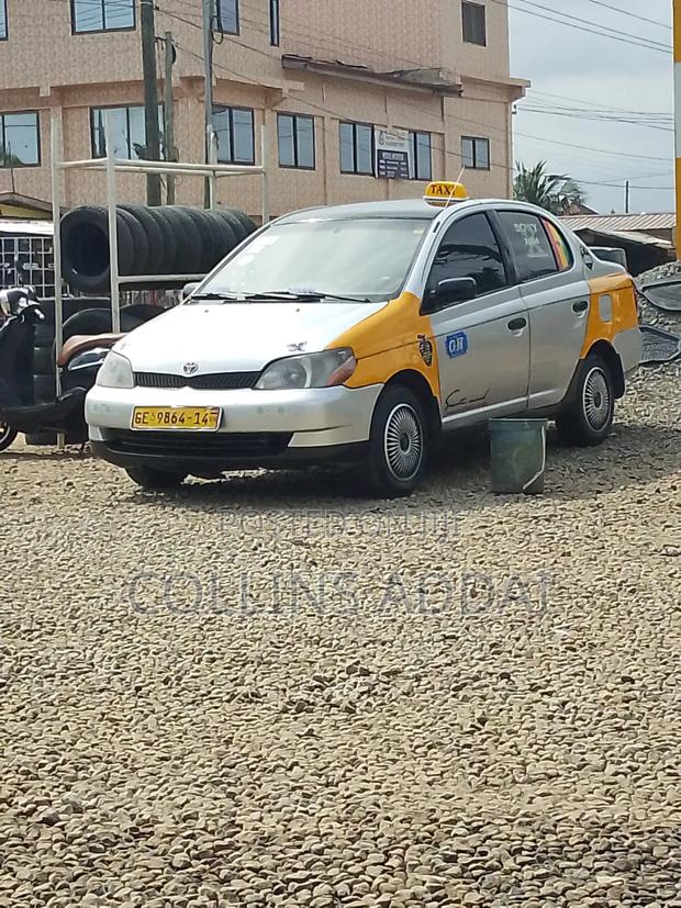 Toyota Echo 2004 Silver