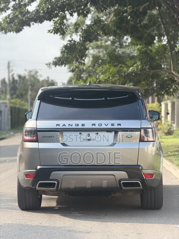 Land Rover Range Rover Sport HSE 2019 Gray