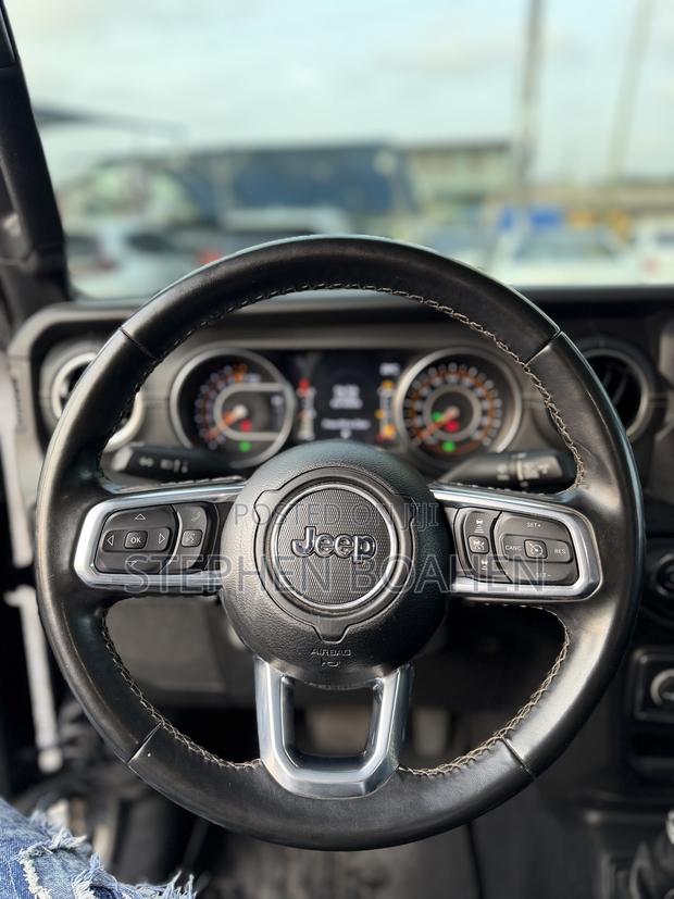Jeep Gladiator 2022 Black