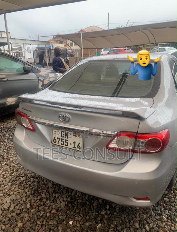 Toyota Corolla 2010 Gray