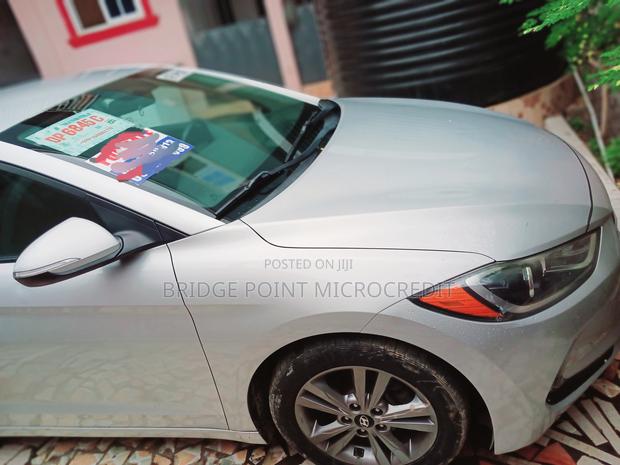 Hyundai Elantra SEL 2018 Silver