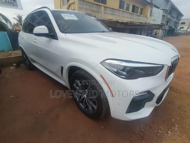 BMW X5 sDrive40i 2022 White