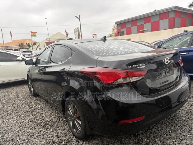 Hyundai Elantra SE 4dr Sedan (1.8L 4cyl 6A) 2015 Black