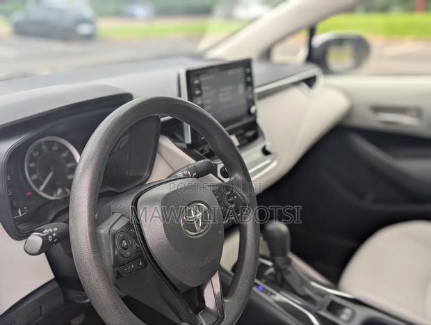 Toyota Corolla 2021 White