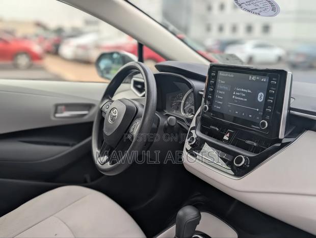 Toyota Corolla 2021 White
