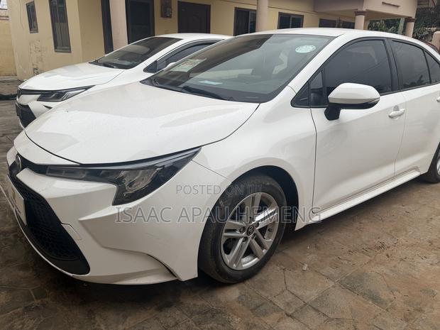 Toyota Corolla 2022 White