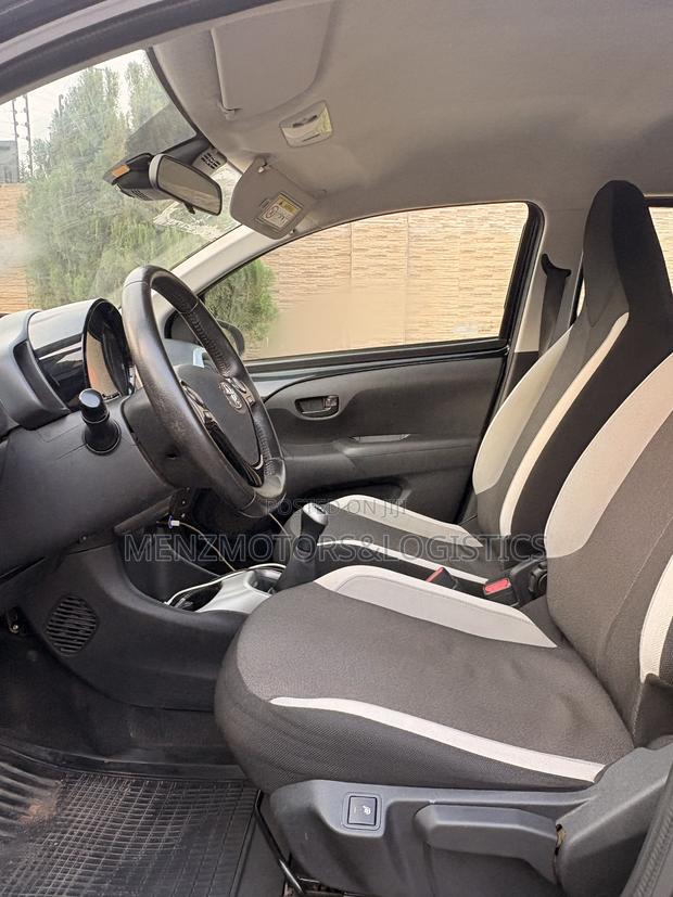 Toyota Aygo 2016 Black