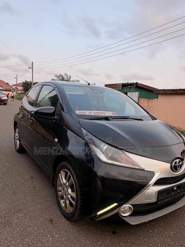 Toyota Aygo 2016 Black
