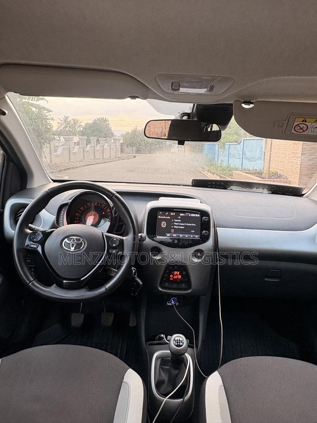 Toyota Aygo 2016 Black