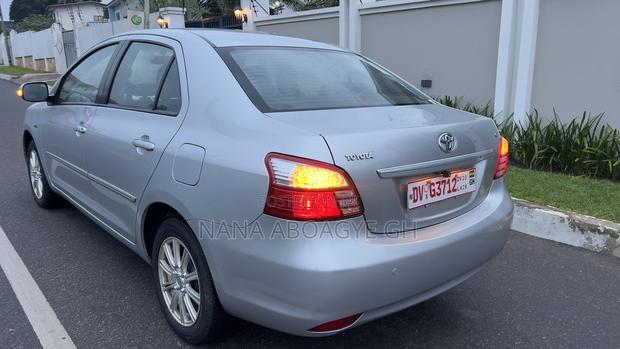 Toyota Vios 2011 Silver