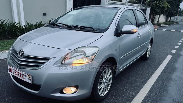 Toyota Vios 2011 Silver