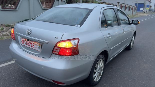 Toyota Vios 2011 Silver