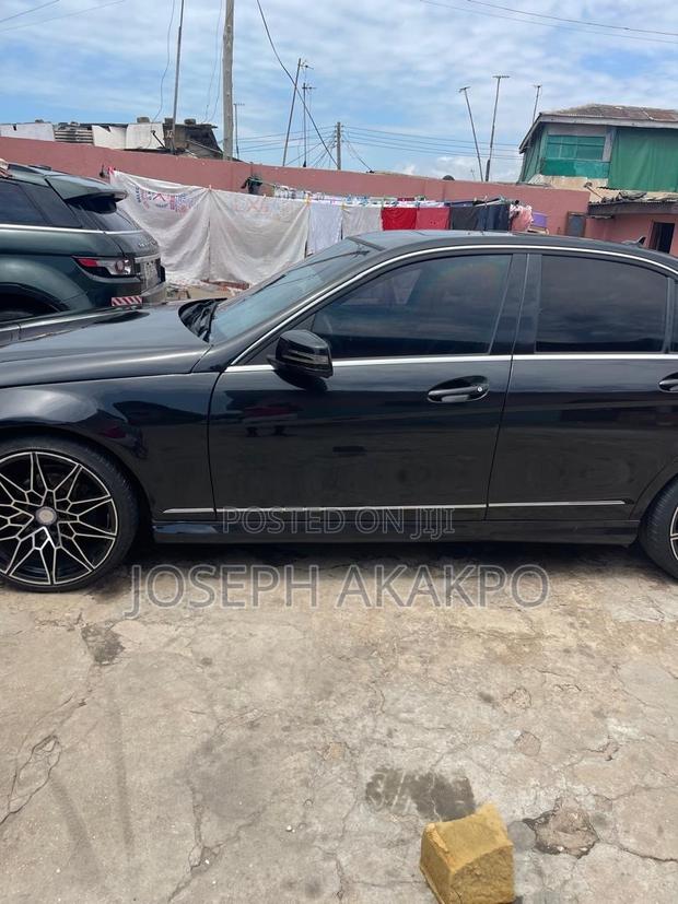 Mercedes-Benz C250 2013 Black