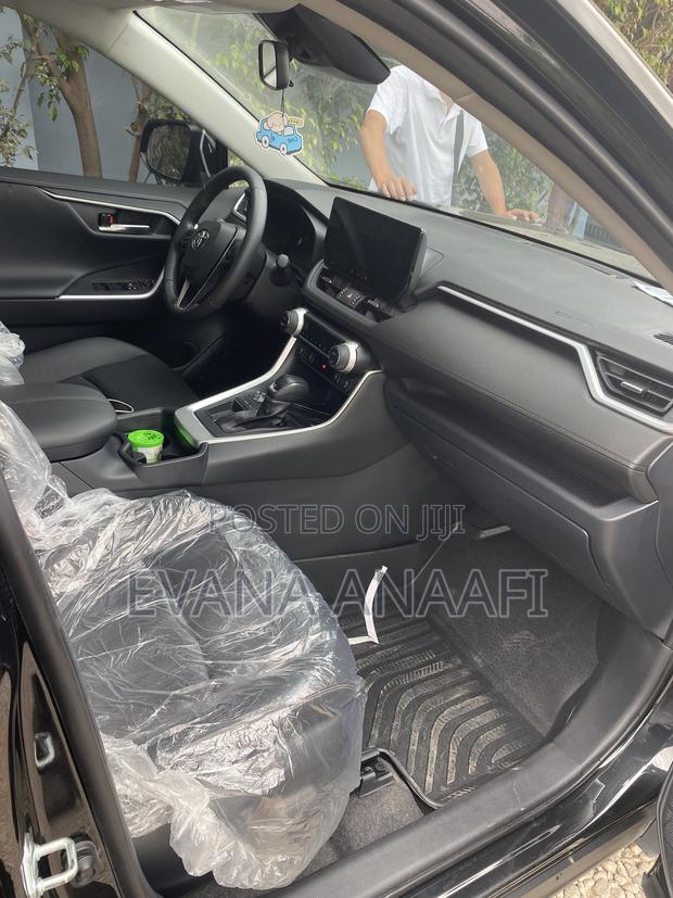 Toyota RAV4 2024 Black