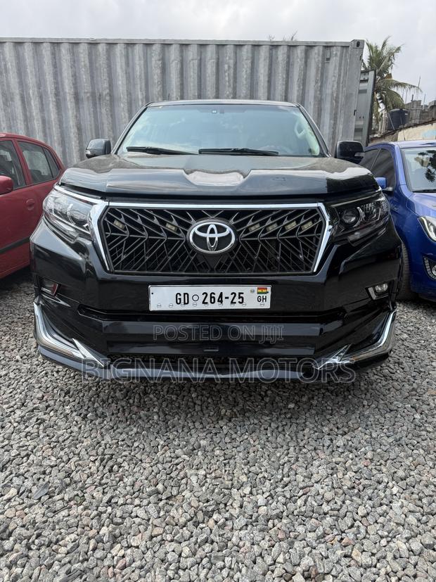 Toyota Land Cruiser Prado 4.0 Petrol TX-L 2017 Black