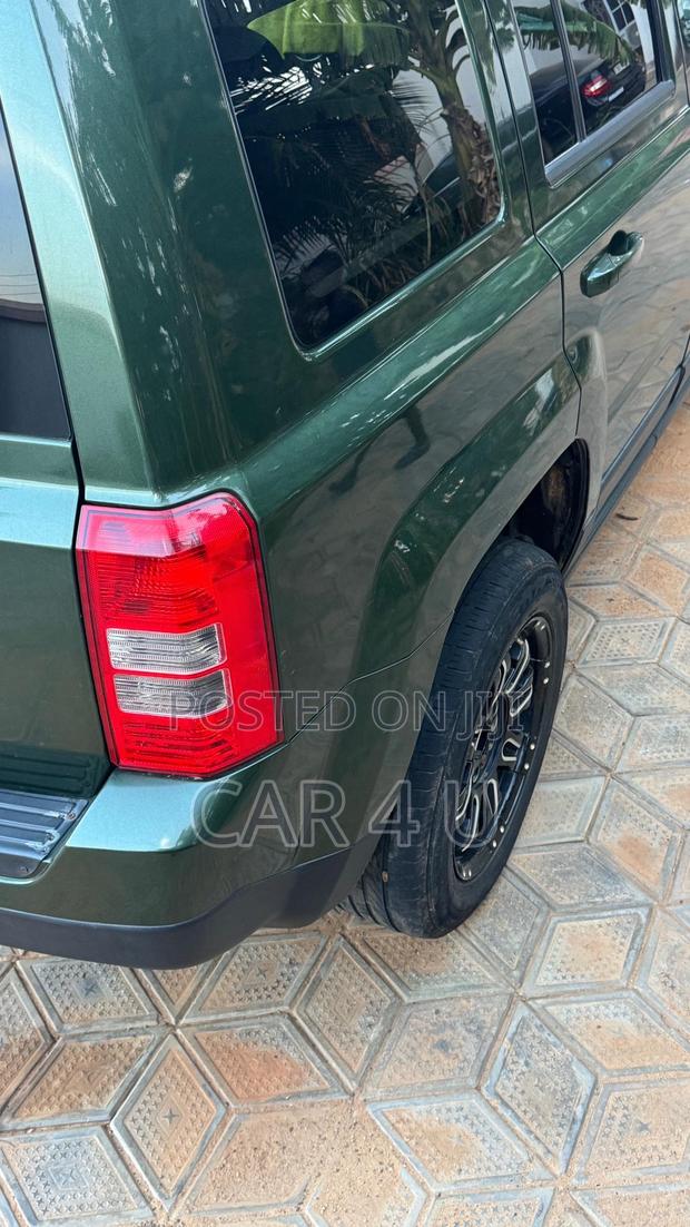 Jeep Patriot 2012 Green