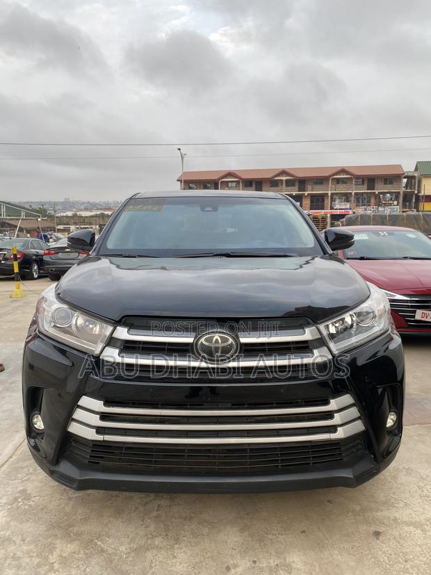 Toyota Highlander SE 2019 Black