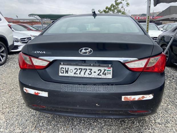 Hyundai Sonata 2013 Black