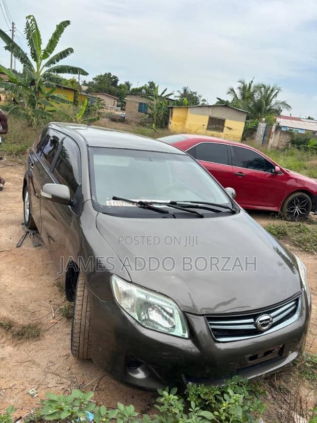Toyota Corolla Fielder 1.5 Petrol FWD 2013 Gray
