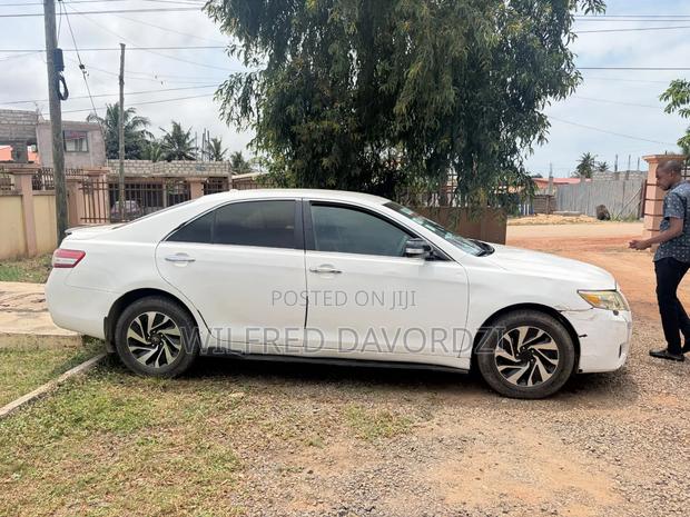 Toyota Camry SE 4dr Sedan (2.4L 4cyl 5A) 2009 White