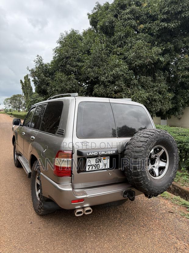Toyota Land Cruiser 4x4 2007 Silver