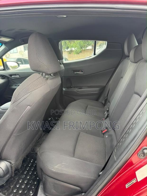 Toyota C-HR XLE Prermium FWD (2.0L 4cyl 2AM) 2018 Red