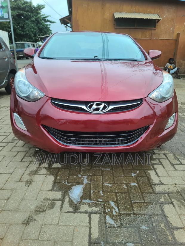 Hyundai Elantra 2013 Red