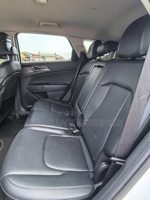 Kia Sportage 2023 White