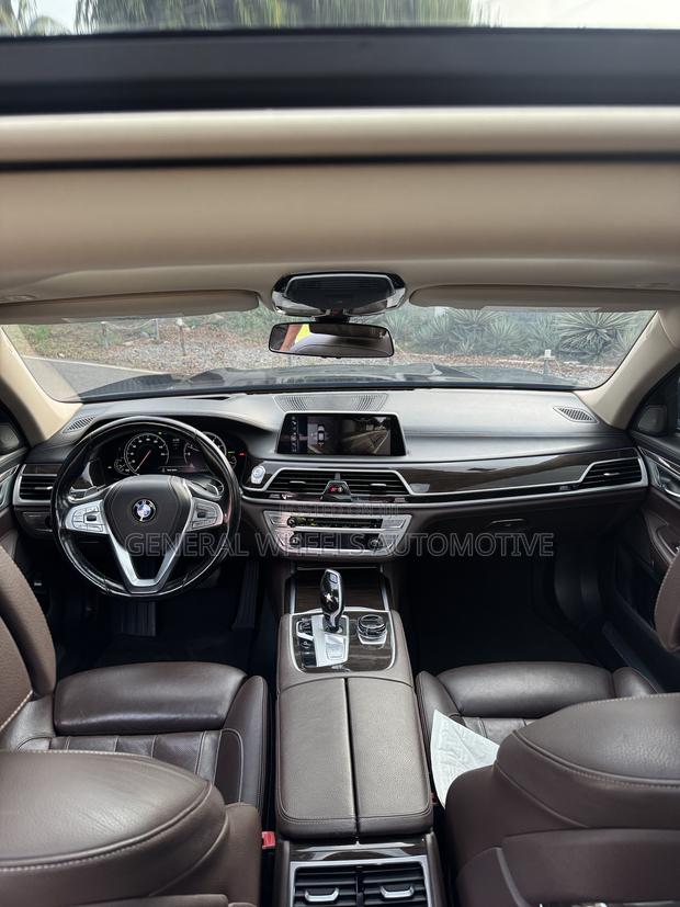 BMW 7 Series 730Li 2017 Black