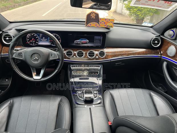 Mercedes-Benz E300 2018 Gray