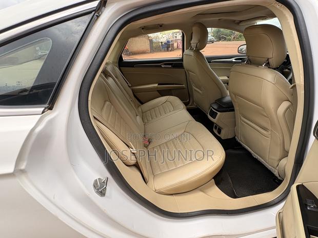 Ford Fusion SE 2013 White
