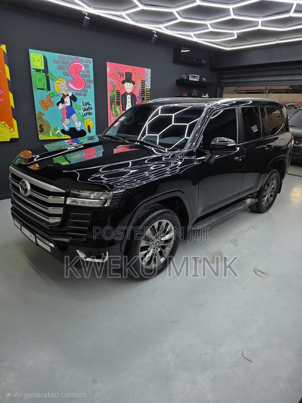 Toyota Land Cruiser 2023 Black