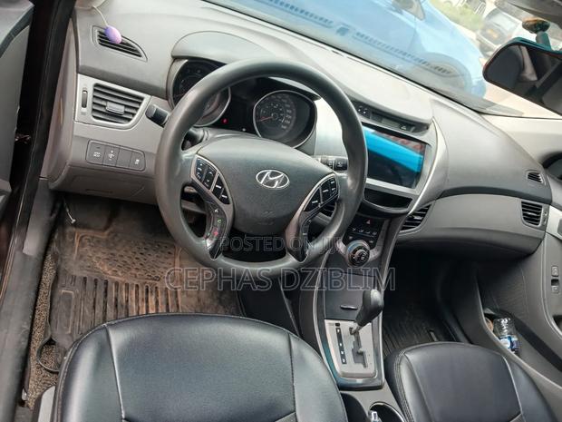 Hyundai Elantra 2013 Brown