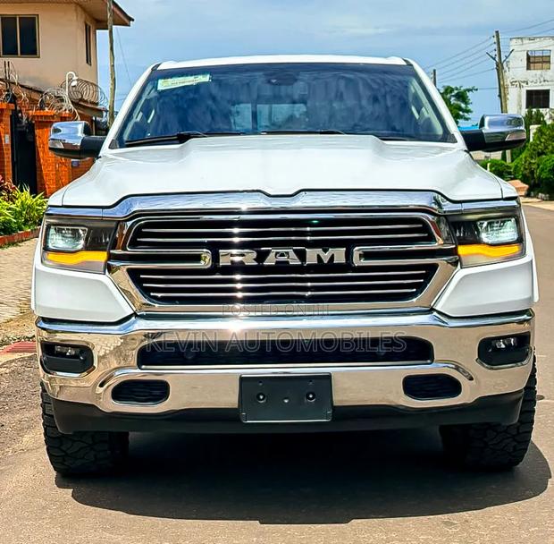 Dodge RAM 2021 White