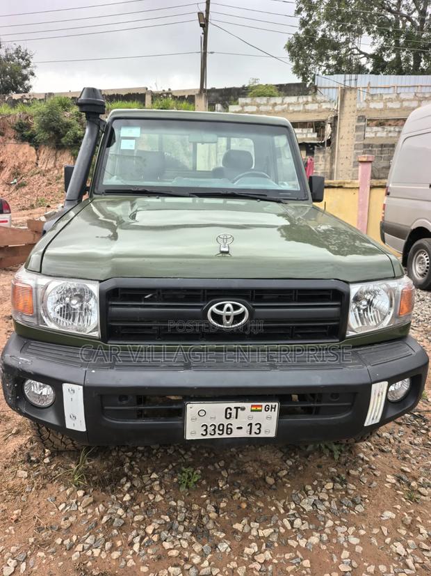 Toyota Land Cruiser 2007 Green