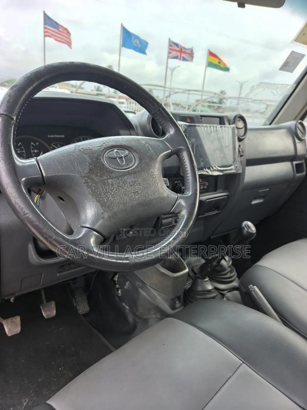Toyota Land Cruiser 2007 Green