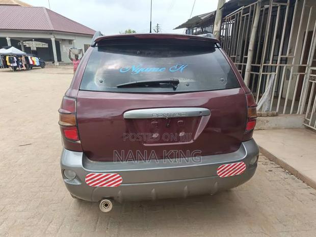 Pontiac Vibe 2006 Brown
