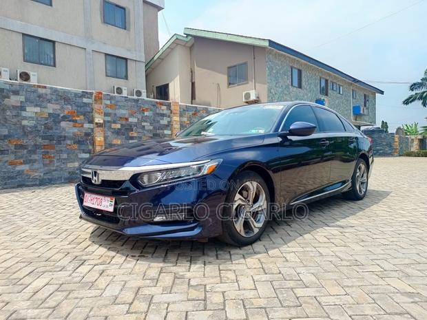 Honda Accord EX-L (2.0L 4cyl Turbo 10A) 2019 Blue