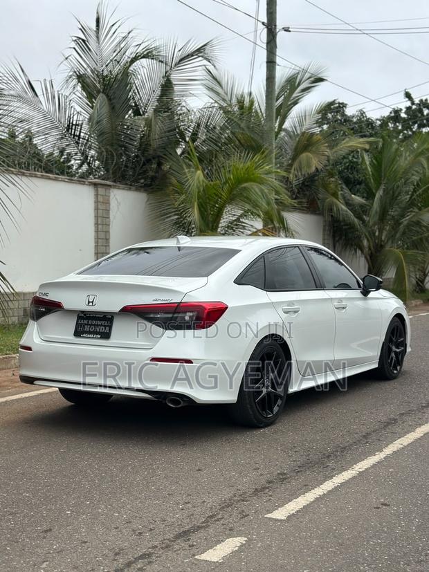 Honda Civic Sport 2022 White