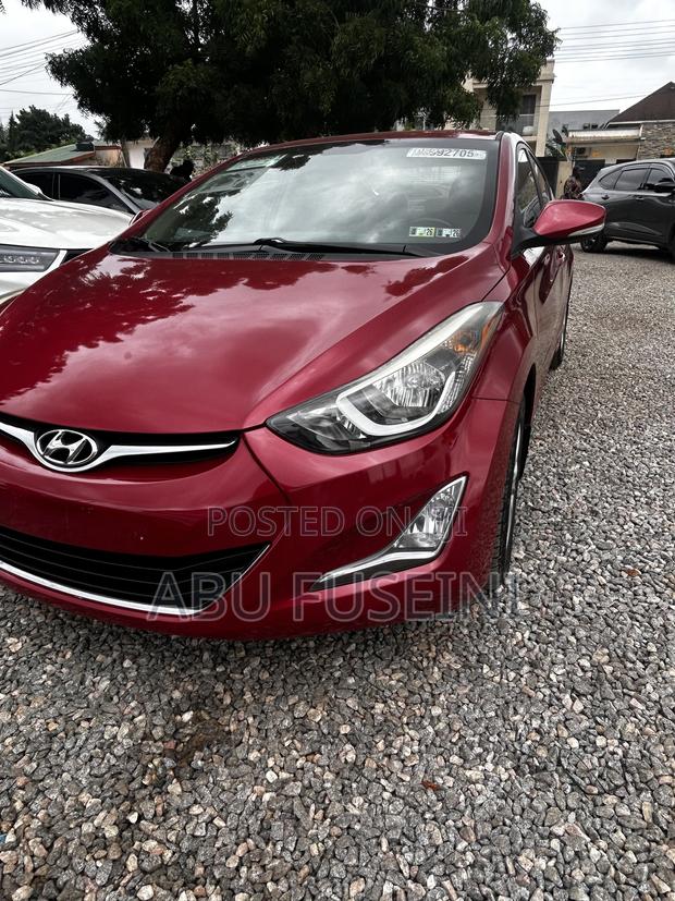 Hyundai Elantra 2016 Red