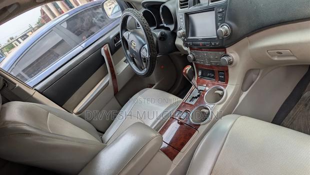 Toyota Highlander 2016 Gray