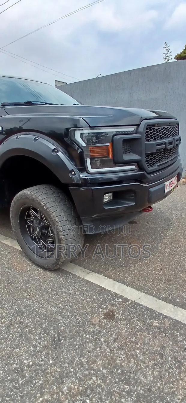 Ford F-150 2020 Black