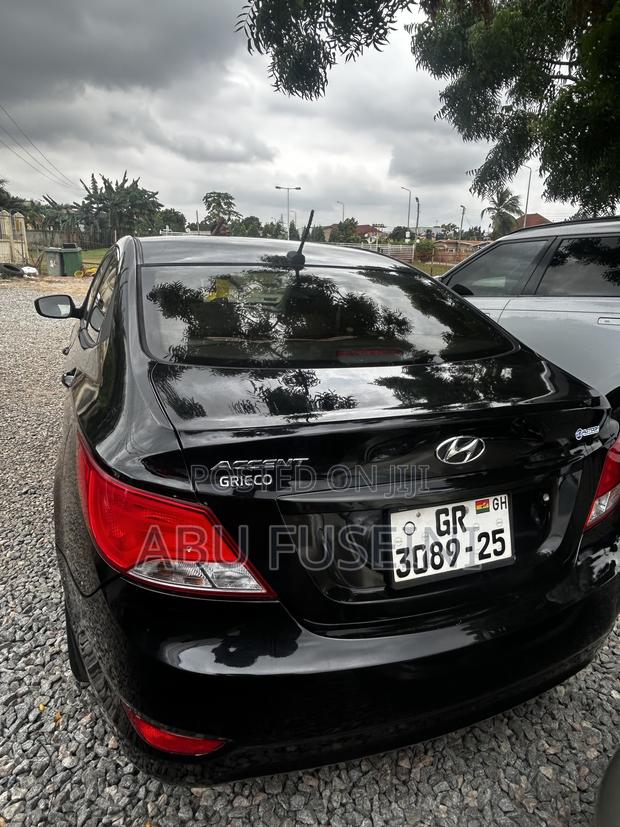 Hyundai Accent 2017 Black