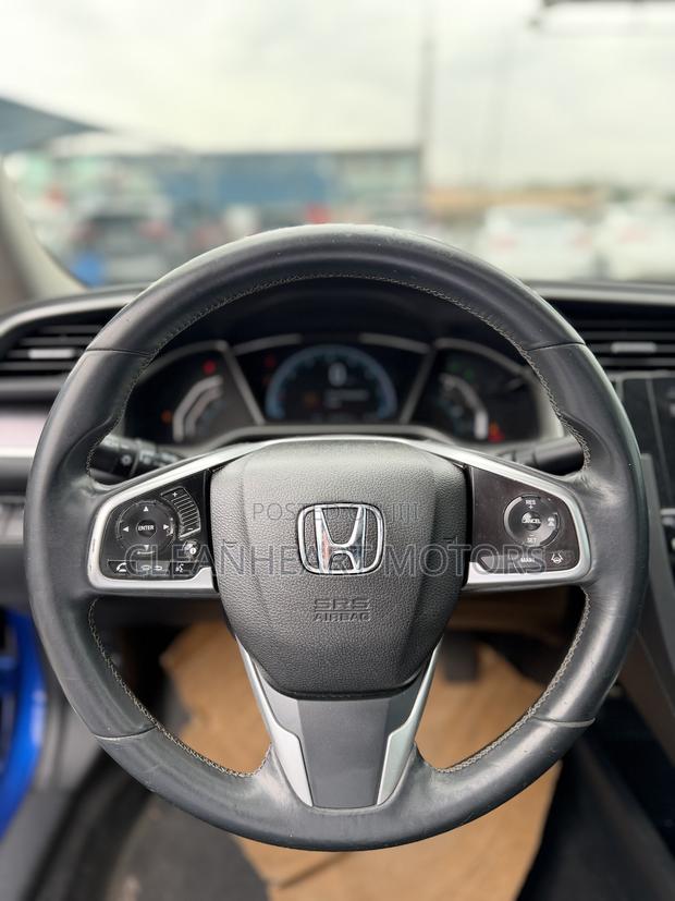 Honda Civic Touring 4dr Sedan (1.5L 4cyl) 2017 Blue