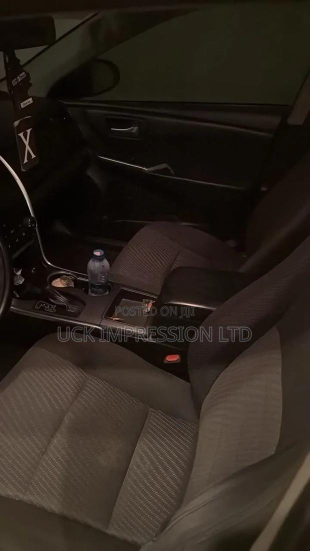Toyota Camry 2016 Silver