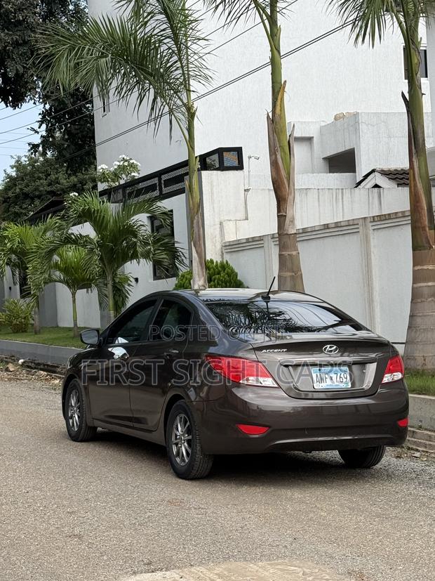Hyundai Accent SE Sedan 2016 Gray