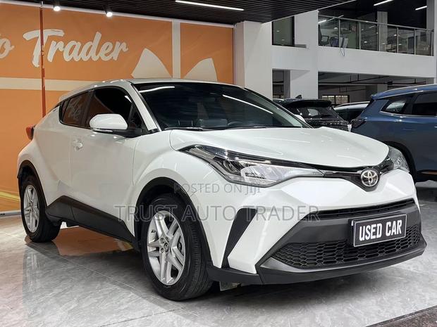 Toyota C-HR 2022 White