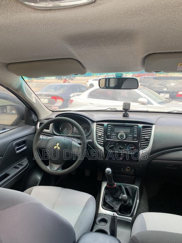 Mitsubishi L200 Double Cab 2.4 154hp 4WD 2018 White