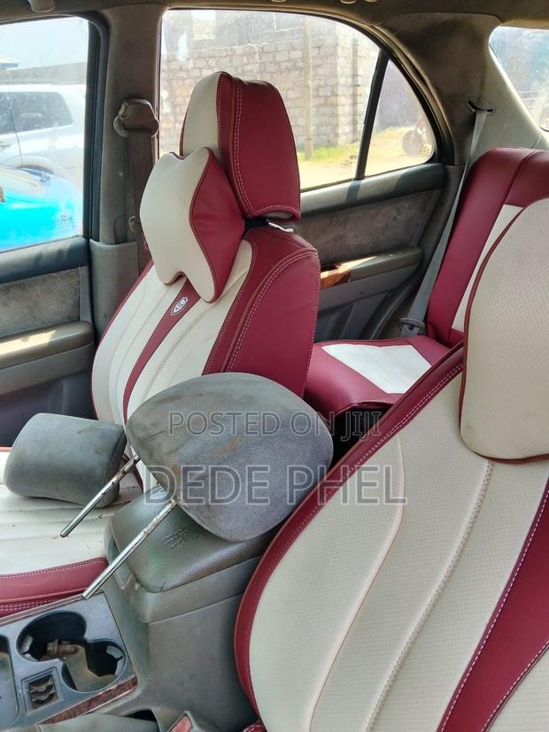 Kia Sorento 2002 White