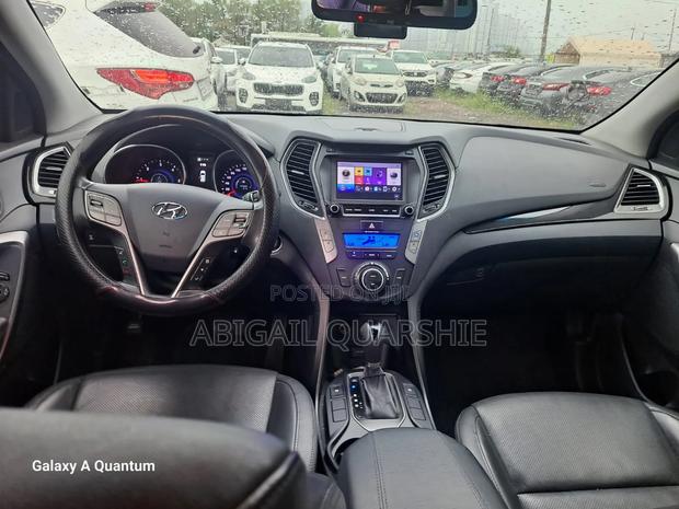 Hyundai Santa Fe 2016 Gray